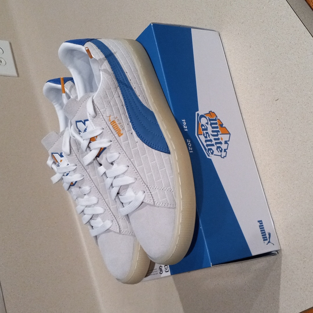 PUMA Suede White Castle Size 7.5